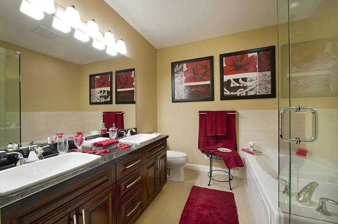 The master ensuite bathrooms have double vanities and beautiful tubs and showers.